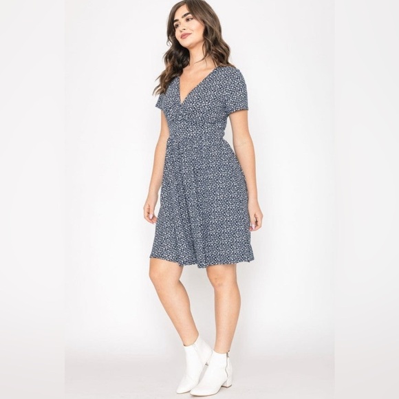 Sundown Whispers Mini Floral Summer Dress - Picture 4 of 4